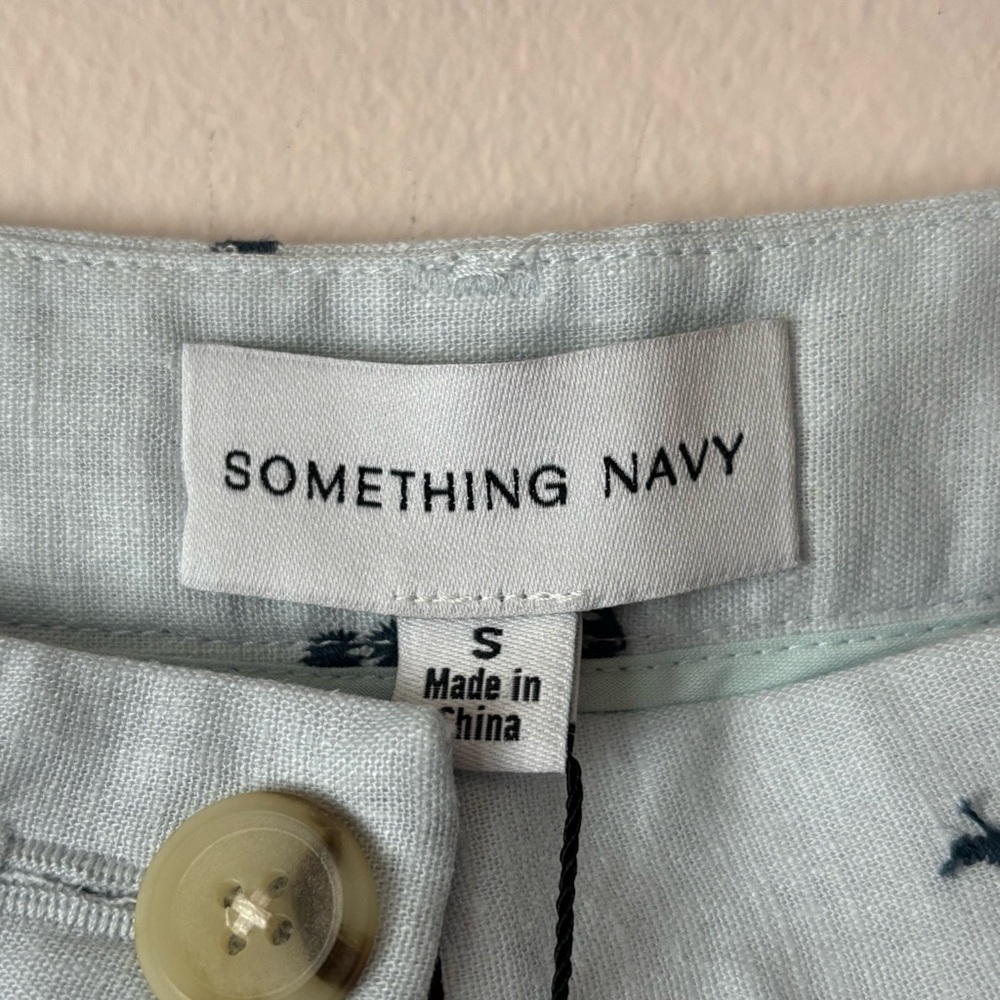 Something Navy Embroidered Tailored Shorts NWT - Picture 4 of 6